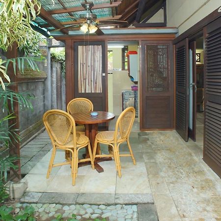Pondok Agung Bed & Breakfast Nusa Dua  Buitenkant foto