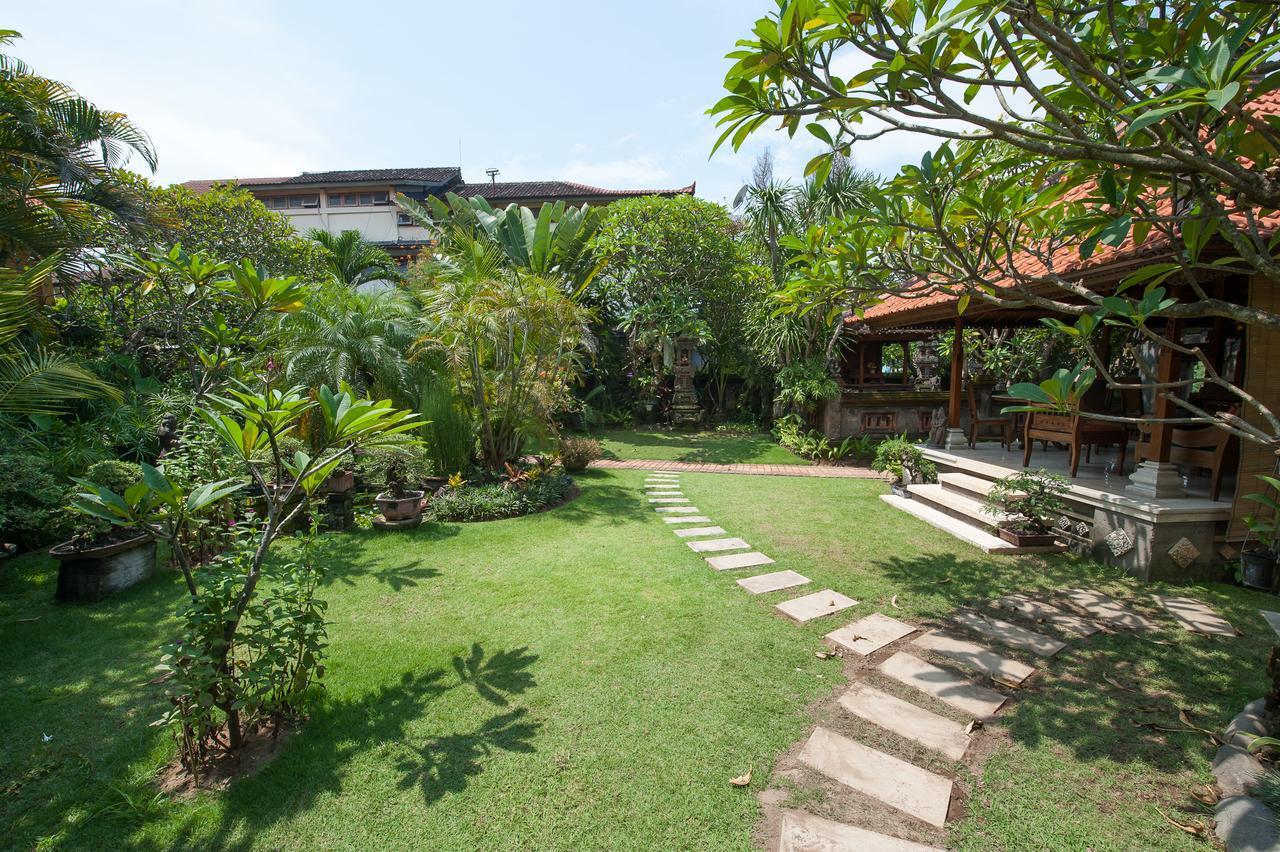Pondok Agung Bed & Breakfast Nusa Dua  Buitenkant foto